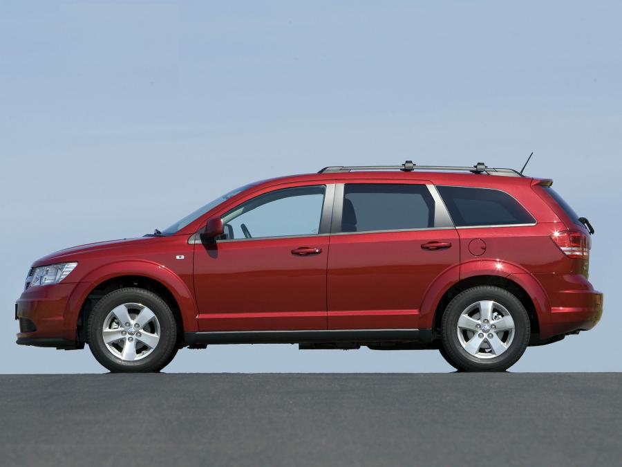  Dodge Journey 2008 года  (EU) (фото 6 из 16)